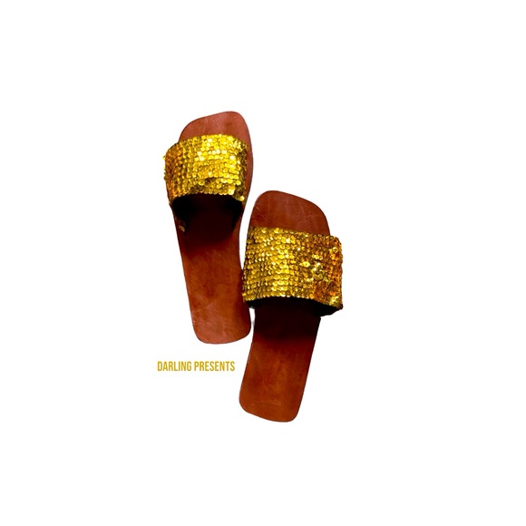 MYSTIQUE SEQUIN SANDALS WOMEN COLOR GOLD SIZE 7 - Picture 1 of 4